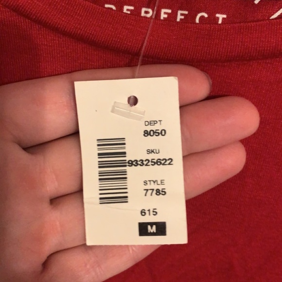 Red long sleeve - Picture 2 of 3